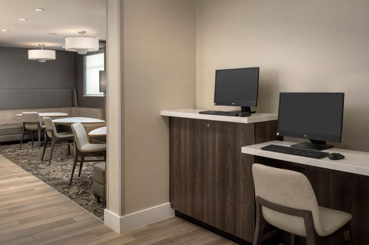 By Marriott Lubbock-university Area Hotel 3*