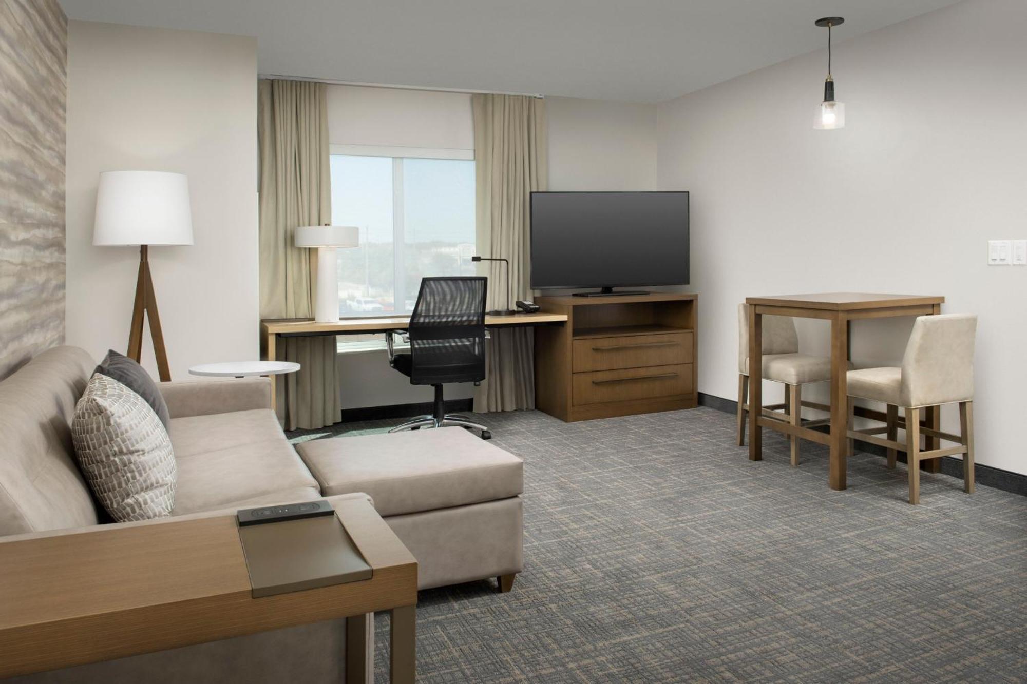 By Marriott Lubbock-university Area Hotel